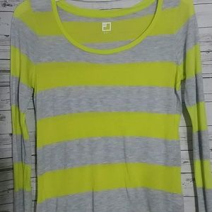 JCPenney Lime and Gray Top Women's Size M
